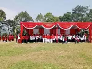 Penyelenggaraan Lomba HUT RI 17 Agustus Karang taruna di Desa Cileuksa