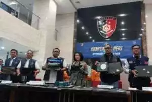 Bareskrim Polri Bongkar Markas Judi Online di Bali