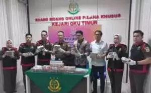 Kejari OKU Timur Sita Uang 2,4 Miliyar Terkait Kasus Dana Hibah Bawaslu OKU Timur