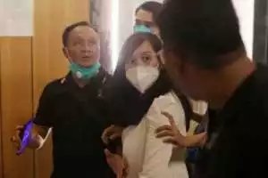 12 pemeran film porno di Jaksel dites urine