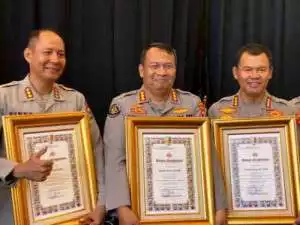 Bid Humas Polda Jateng Terpilih Sebagai Viralisasi Teraktif IPSI - SI Zona Barat Hut 72 Humas Polri