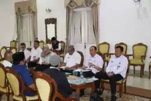 SEKDA Sukabumi Ade Suryaman Lepas Peserta Beasiswa Yangzhou Polytechnic Institute Tiongkok