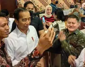 Makin Dekat Pemilu, Serangan Terhadap Pemerintahan Jokowi Semakin Gencar dan Sistematis