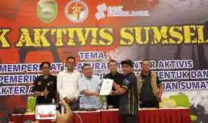 Diganjar Award oleh Aktivis Sumsel,Kinerja bupati Muba