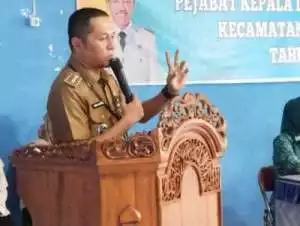 Camat Pampangan Lantik Pj Kepala Desa Pulau Betung