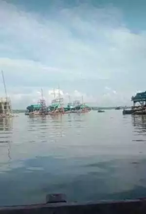 Laut Mengkubung-Batu Hitam kembali Dihajar Tambang Ilegal