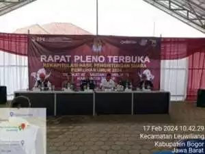 Tahap Pleno Rekapitulasi Suara Leuwiliang Dimulai