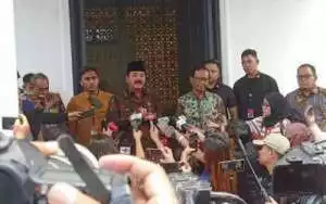 Bertemu Mahfud MD, Menko Polhukam Hadi Tjahjanto Mendapat Banyak Masukan