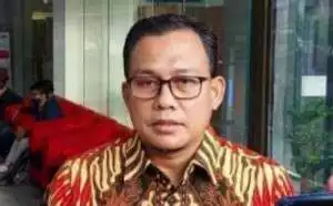 KPK Bawa Tujuh Koper Barang Bukti Usai Geledah Gedung DPRD DKI