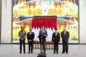 Presiden Jokowi Pastikan Harga BBM Tak Naik