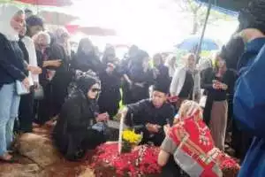 Stevie Agnecya Meninggal Dunia karena Sakit, Bukan Santet