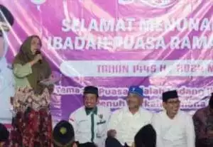 Wakil Bupati Musi Rawas Suwarti Sambangi Desa Lubuk Besar dalam Safari Ramadhan