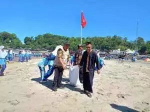 FORKOPIMCAM Cisolok Inisiasi Operasi Semut Di Pantai Karanghawu Pasca Libur Lebaran