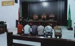 Sidang perdana hadirkan wartawan Lampura, Penasihat Hukum: Para terdakwa menolak dakwaan