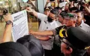 Tunggak pajak Rp250 Miliar, Bobby Nasution segel Mal Centre Point Medan