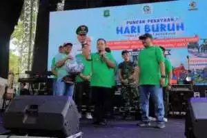 3000 Buruh banjiri acara Puncak Perayaan hari Buruh di Stadion Benteng