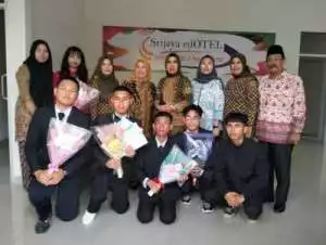 Laksanakan Pelepasan Siswa, SMKN 3 Berangkatkan 10 Siswanya Ke Jepang 