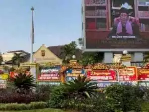 HUT Bhayangkara ke-78, Mako Polresta Bogor Kota Dipenuhi Karangan Bunga