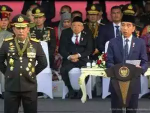 HUT Bhayangkara, Jokowi ingatkan gerak-gerik anggota Polri diawasi masyarakat