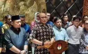 Terima dipecat dari Ketua KPU, Hasyim Asy''ari minta maaf