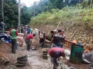 Pemdes Wargajaya Laksanakan Pengerasan Jalan dan Betonisasi TA 2023/2024
