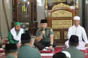 Kodim 0418/Palembang Gelar Doa Bersama Peringati Bulan Muharram Dengan Jadikan Semangat Muharram Untuk Perubahan Yang Lebih Baik
