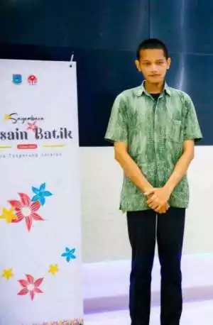 Rizki Risandi ,Berhasil Menangkan  Sayembara Desain Batik Tangsel 2024