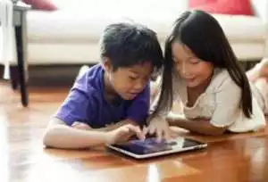 Ini 5 Tips Jitu Cara Ramah Cegah Anak Kecanduan Gadget tanpa harus Memarahi Anak