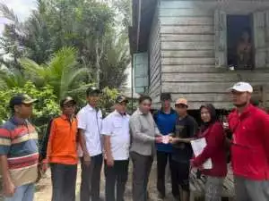 Pemdes Telang Lubuk Kembali Salurkan BLT-DD Triwulan Ke Dua Tahun 2024