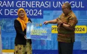 Bupati Sukabumi H.Marwan Hamami Luncurkan Beasiswa Bupati "Membangun SDM Unggul Dikabupaten Sukabumi"