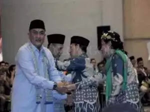 Calon Bupati No 1 Rudy Susmanto-jaro Ade Kenalkan Program Sajadah