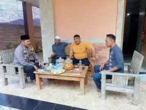 Polsek Nanggung Gelar Program Jumat Curhat untuk Mendengar Keluhan Warga Seputaran Kamtibmas.