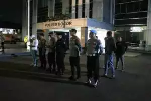 Giat Patroli KRYD Polres Bogor Sakala Besar Gabungan TNI-POLRI Cegah Kejahatan Dan Antisipasi Pergerakan Massa Ke Jakarta Pelantikan Presiden dan Wakil Presiden Republik Indonesia, Ciptakan Kondisi Aman Kondusif.
