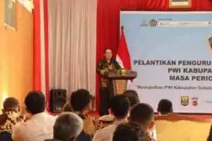 Pelantikan Pengurus PWI Kab. Sukabumi Sekda Ade Suryaman Tegaskan Pentingnya Sinergitas Untuk Pembangunan Daerah