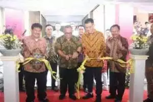 Resmikan Pasar Modern Terminal Cibadak, Bupati Sukabumi Yakin Akan Berkembang Pesat