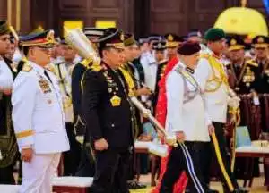 Kapolri Dapat Gelar Panglima Gagah Pasukan Polis Dari Kerajaan Malaysia.