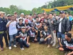 Menghadiri Turnamen Mini Soccer Piala Jaro Ade, Komitmen Anak Muda Berkembang Dalam Olah Raga