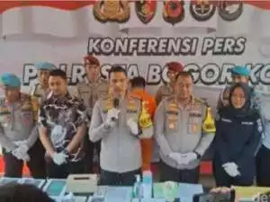 Bhabinkamtibmas Wilayah Hukum Polsek Parung Giat COOLING Sistem Menjalin Kedekatan Dengan Warga Desa Binaan.
