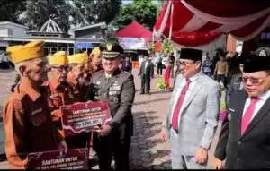 Dandim 0418/Palembang Hadiri Upacara Peringatan Hari Pahlawan Di Pemkot Palembang