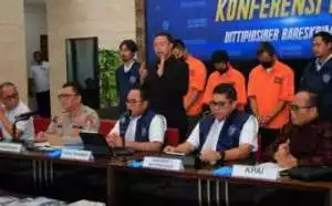 Polri Amankan Tersangka Pengelola Situs Penyebar Video Porno Anak.