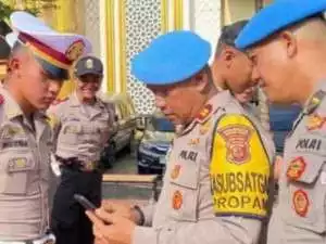 Polresta Bogor Kota Periksa Handphone Anggota Cegah Judi Online, Untuk Tegakan Profesionalisme.