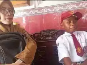 Kurang Lebih Se-1000 Warga Hadiri Senam Sehat dan Bazar Sembako Murah Bersama Jaro Ade di Cibungbulang Bogor.