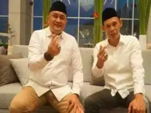 Cawabup Bogor Jaro Ade, Bocah Pemulung di TPA Galuga Bogor Akhirnya Kembali Sekolah Lagi.