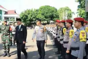 Bhabinkamtibmas Wilayah Hukum Polsek Parung Giat COOLING Sistem Menjalin Kedekatan Dengan Warga Desa Binaan Beri Himbauan Dan Ajak Jaga Kamtibmas.