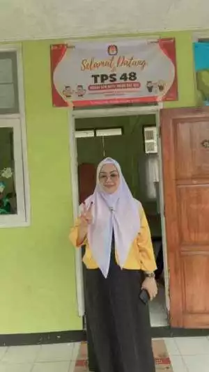 Rika Yulistina Anggota DPRD Kabupaten Sukabumi Komisi IV Nyoblos Perdana Untuk PILKADA Tahun 2024