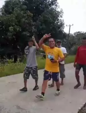 Empat Warga Malangke Melepaskan Nazar Dengan Berjalan Kaki dari Pattimang Menuju kota Masamba