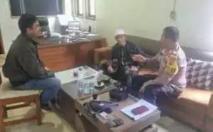 Kapolsek Nanggung Polres Bogor, Polda Jabar, Melaksanakan Sambang Cooling System pasca pilkada Kepada Warga Untuk Sampaikan Pesan Kamtibmas.