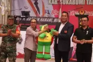 SEKDA Sukabumi H.Ade Suryaman Menghadiri Acara Pengukuhan KOK (Koordinator Olahraga Kecamatan) dan Launching Pekan Olahraga Kabupaten Tahun 2024