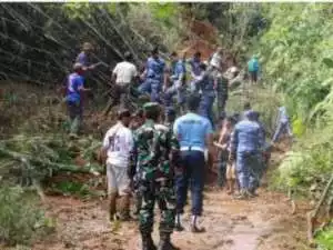Lanud Husein Sastranegara Kirim Satgas Cepat Tanggap, Untuk Membantu Korban Bencana Alam di Cianjur .