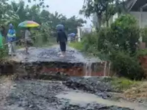 Jalan di Kabupaten Cianjur Terdampak Banjir dan Longsor Ada 31 Titik.